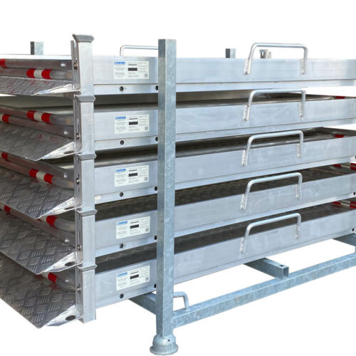 Aluminium loopbrug - slootbrug 7 Transport en opslag pallet voor loopbruggen.